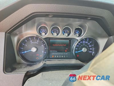 Zdjęcie 9 z 12 samochodu: 2015 FORD F250 SUPER DUTY VIN:1FT7W2BT5FEA93545 - miniatura