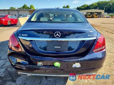 Zdjęcie 6 z 12 samochodu: 2019 MERCEDES-BENZ C 300 4MATIC VIN:55SWF8EB6KU319374 - miniatura