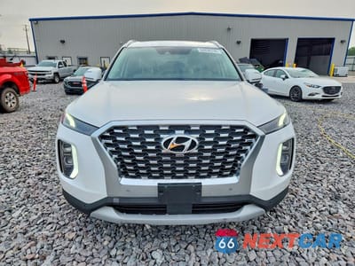 Piąte zdjęcie samochodu w środku: 2020 HYUNDAI PALISADE SEL VIN:KM8R4DHE5LU126236 - miniatura