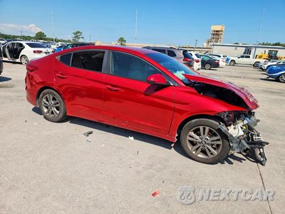 Czwarte zdjęcie samochodu z boku: 2017 HYUNDAI ELANTRA SE VIN:KMHD84LF1HU196564 - miniatura
