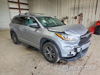 Czwarte zdjęcie samochodu z boku: 2016 TOYOTA HIGHLANDER XLE VIN:5TDJKRFH1GS355699 - miniatura