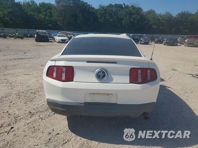 Zdjęcie 6 z 12 samochodu: 2010 FORD MUSTANG VIN:1ZVBP8AN4A5171056 - miniatura