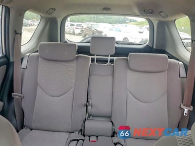 Zdjęcie 10 z 13 samochodu: 2006 TOYOTA RAV4 LIMITED VIN:JTMBD31V966005986 - miniatura