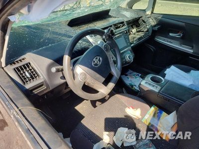 Zdjęcie 8 z 12 samochodu: 2015 TOYOTA PRIUS V THREE VIN:JTDZN3EU1FJ016877 - miniatura