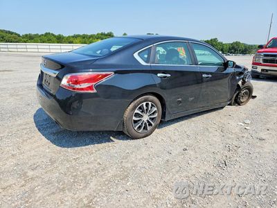 Trzecie zdjęcie samochodu z tyłu: 2015 NISSAN ALTIMA 2.5 S VIN:1N4AL3AP8FC585917 - miniatura