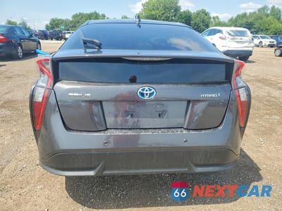 Zdjęcie 6 z 12 samochodu: 2018 TOYOTA PRIUS FOUR TOURING VIN:JTDKARFU4J3059413 - miniatura
