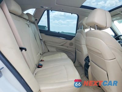 Zdjęcie 11 z 13 samochodu: 2015 BMW X5 XDRIVE50I VIN:5UXKR6C50F0J77583 - miniatura