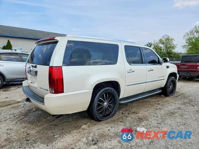 Trzecie zdjęcie samochodu z tyłu: 2007 CADILLAC ESCALADE ESV VIN:1GYFK66837R359069 - miniatura
