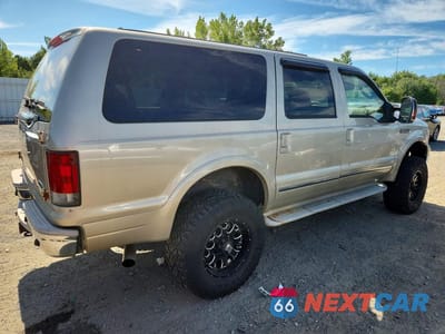 Trzecie zdjęcie samochodu z tyłu: 2005 FORD EXCURSION LIMITED VIN:1FMNU43S75EA74181 - miniatura