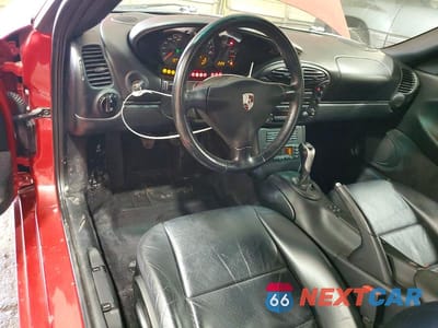 Zdjęcie 8 z 13 samochodu: 2001 PORSCHE BOXSTER VIN:WP0CA29851U625339 - miniatura