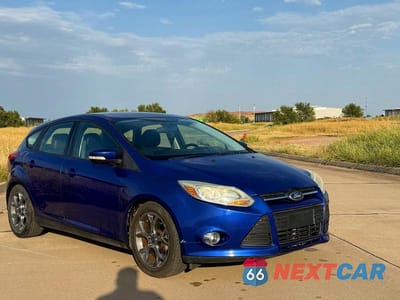 2014 FORD FOCUS SE 1FADP3K23EL333401 - główne zdjęcie licytacji z USA - miniatura