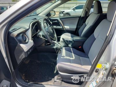 Zdjęcie 7 z 13 samochodu: 2015 TOYOTA RAV4 XLE VIN:JTMRFREV1FD125640 - miniatura