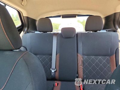 Zdjęcie 10 z 13 samochodu: 2020 NISSAN KICKS SR VIN:3N1CP5DV4LL570752 - miniatura