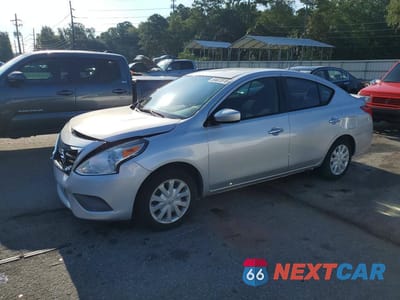 2018 NISSAN VERSA SV 3N1CN7APXJL867187 - główne zdjęcie licytacji z USA - miniatura