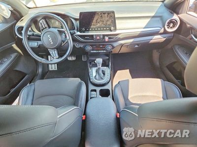 Zdjęcie 8 z 12 samochodu: 2023 KIA FORTE GT LINE VIN:3KPF54AD3PE640144 - miniatura