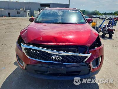Piąte zdjęcie samochodu w środku: 2017 KIA SORENTO LX VIN:5XYPG4A39HG270585 - miniatura