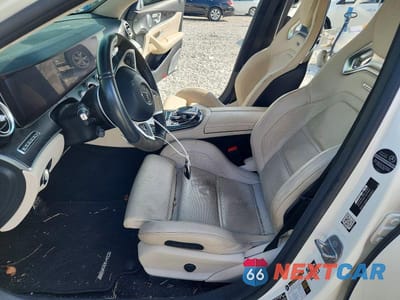 Zdjęcie 7 z 13 samochodu: 2018 MERCEDES-BENZ E 63 AMG-S VIN:WDDZF8KB1JA274134 - miniatura
