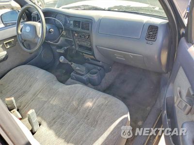 Zdjęcie 8 z 12 samochodu: 1998 TOYOTA TACOMA BASE VIN:4TANL42N3WZ136376 - miniatura