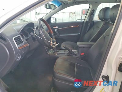 Zdjęcie 7 z 12 samochodu: 2012 LINCOLN MKZ VIN:3LNHL2JC4CR821116 - miniatura