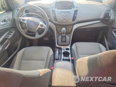 Zdjęcie 8 z 13 samochodu: 2016 FORD ESCAPE SE VIN:1FMCU0GX6GUA65986 - miniatura