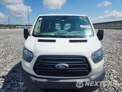 Piąte zdjęcie samochodu w środku: 2019 FORD TRANSIT T-150 VIN:1FTYE1ZM3KKB79352 - miniatura