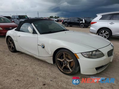Czwarte zdjęcie samochodu z boku: 2007 BMW Z4 3.0SI VIN:4USBU53507LX03683 - miniatura