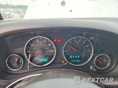 Zdjęcie 9 z 13 samochodu: 2014 JEEP WRANGLER UNLIMITED SAHARA VIN:1C4BJWEG7EL274249 - miniatura