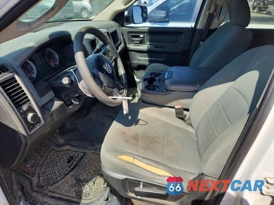 Zdjęcie 7 z 12 samochodu: 2018 RAM 2500 ST VIN:3C6UR5HLXJG364742 - miniatura