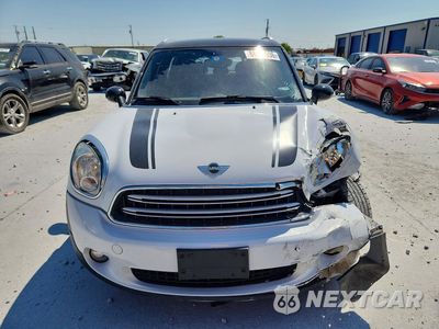 Piąte zdjęcie samochodu w środku: 2016 MINI COOPER COUNTRYMAN VIN:WMWZB3C53GWR49542 - miniatura