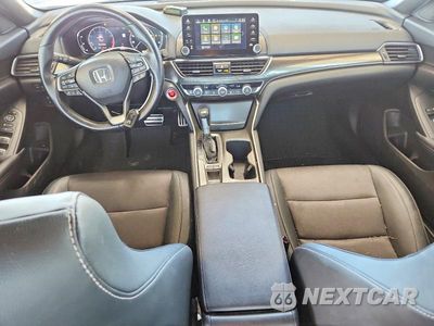 Zdjęcie 8 z 12 samochodu: 2019 HONDA ACCORD SPORT VIN:1HGCV1F35KA145622 - miniatura