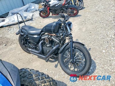 2010 HARLEY-DAVIDSON XL883 N 1HD4LE214AC436201 - główne zdjęcie licytacji z USA - miniatura