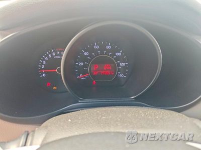 Zdjęcie 9 z 13 samochodu: 2016 KIA SOUL BASE VIN:KNDJN2A20G7250518 - miniatura