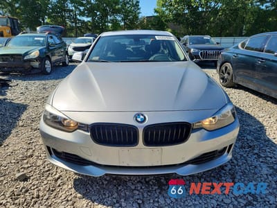Piąte zdjęcie samochodu w środku: 2014 BMW 328 XI SULEV VIN:WBA3B5C50EP542903 - miniatura