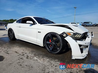 Czwarte zdjęcie samochodu z boku: 2015 FORD MUSTANG GT VIN:1FA6P8CF8F5355410 - miniatura