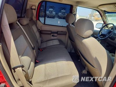Zdjęcie 10 z 12 samochodu: 2005 FORD EXPLORER SPORT TRAC VIN:1FMZU67KX5UA23481 - miniatura