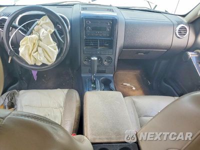 Zdjęcie 8 z 13 samochodu: 2008 FORD EXPLORER XLT VIN:1FMEU63E58UA68654 - miniatura