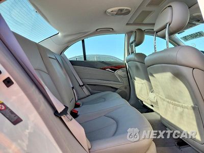 Zdjęcie 10 z 13 samochodu: 2006 MERCEDES-BENZ E 350 VIN:WDBUF56J66A767169 - miniatura