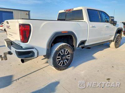 Trzecie zdjęcie samochodu z tyłu: 2021 GMC SIERRA K2500 AT4 VIN:1GT49PEY2MF238708 - miniatura