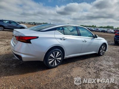Trzecie zdjęcie samochodu z tyłu: 2019 NISSAN ALTIMA SL VIN:1N4BL4EW9KC175519 - miniatura