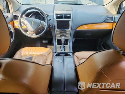 Zdjęcie 8 z 13 samochodu: 2013 LINCOLN MKX VIN:2LMDJ8JK3DBL11147 - miniatura