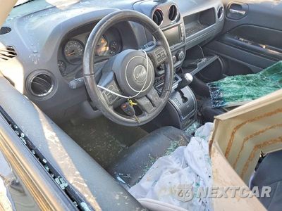 Zdjęcie 8 z 12 samochodu: 2016 JEEP PATRIOT LATITUDE VIN:1C4NJPFA3GD747994 - miniatura