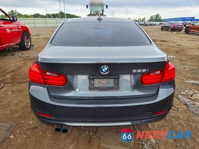 Zdjęcie 6 z 12 samochodu: 2012 BMW 328 I VIN:WBA3A5C54CF341589 - miniatura