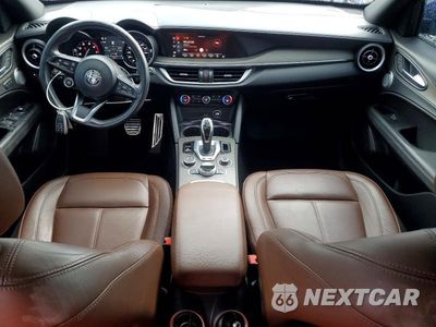 Zdjęcie 8 z 13 samochodu: 2022 ALFA ROMEO STELVIO TI VIN:ZASPAKBN3N7D30415 - miniatura