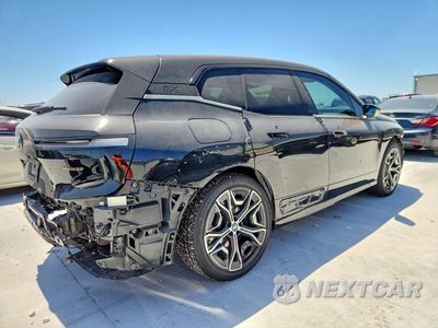 Trzecie zdjęcie samochodu z tyłu: 2024 BMW IX XDRIVE50 VIN:WB523CF08RCN46657 - miniatura