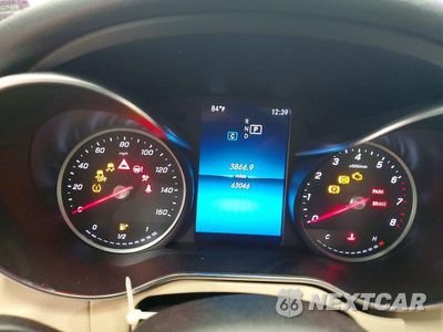 Zdjęcie 9 z 12 samochodu: 2019 MERCEDES-BENZ C 300 4MATIC VIN:55SWF8EB0KU296934 - miniatura