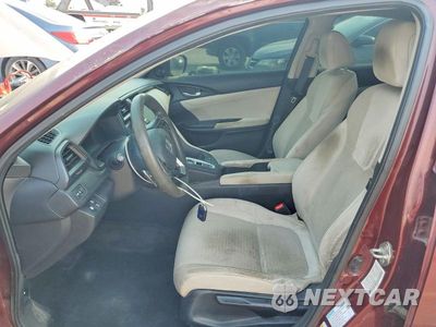 Zdjęcie 7 z 12 samochodu: 2019 HONDA INSIGHT EX VIN:19XZE4F58KE004360 - miniatura