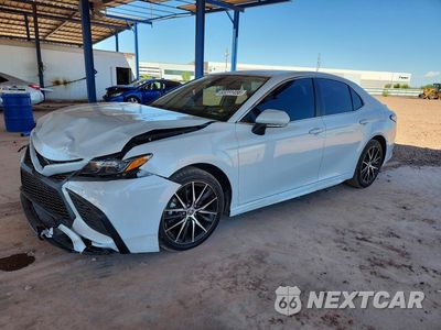 2023 TOYOTA CAMRY SE 4T1G11AK9PU108374 - główne zdjęcie licytacji z USA - miniatura