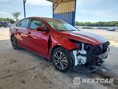 Czwarte zdjęcie samochodu z boku: 2024 KIA FORTE LXS VIN:3KPF24AD9RE779643 - miniatura