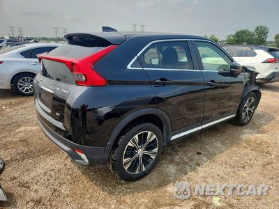 Trzecie zdjęcie samochodu z tyłu: 2018 MITSUBISHI ECLIPSE CROSS SE VIN:JA4AT5AA4JZ046633 - miniatura