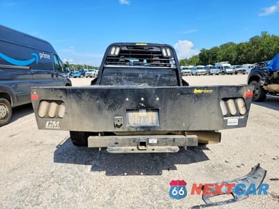 Zdjęcie 6 z 12 samochodu: 2024 CHEVROLET SILVERADO K3500 VIN:1GB4YSEY3RF292519 - miniatura